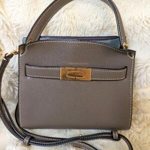 Tory Burch 2-way
Shoulder Bag - Lee
Radziwill Petite Double